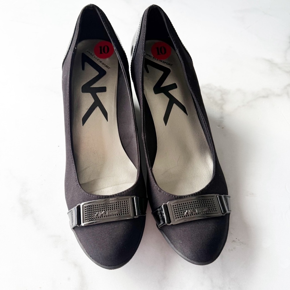 Anne Klein Sport Size 10 Black Slip on Wedge Shoes